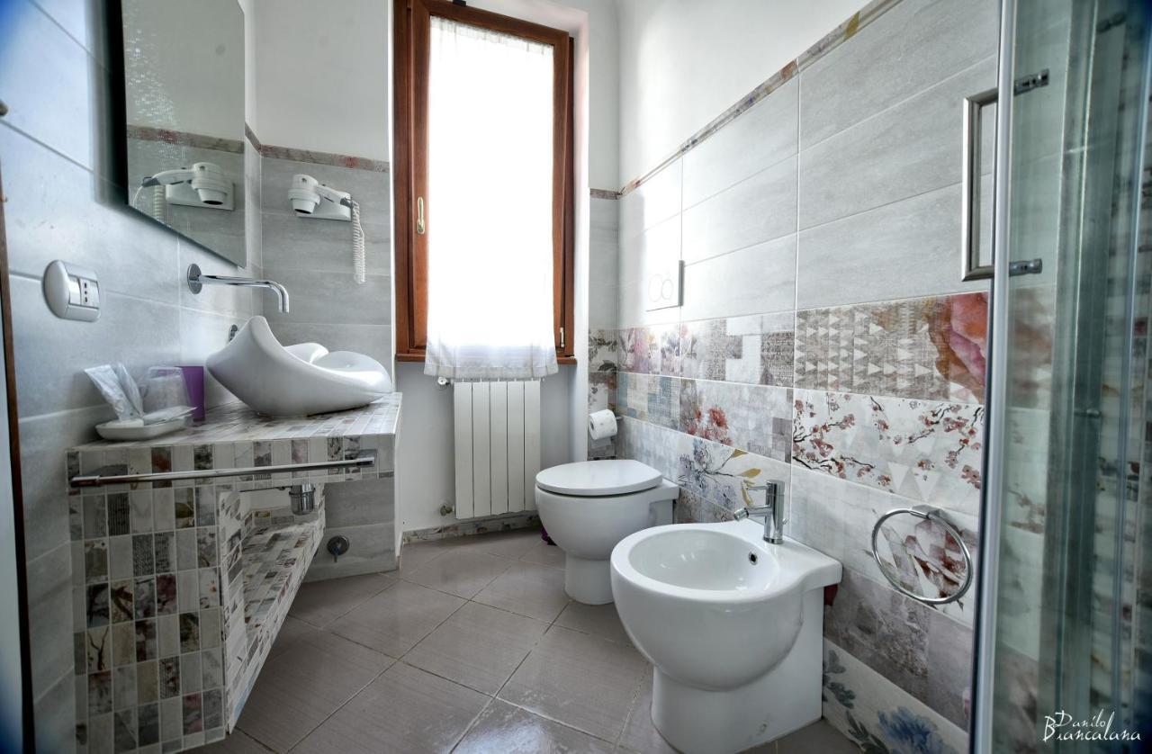 Villa Roma '900 Affitta Camere Extérieur photo